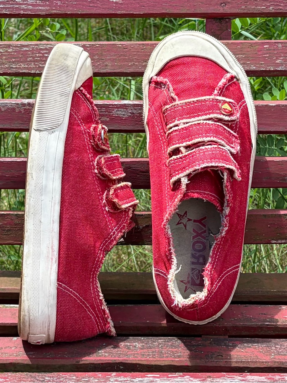 Shoes ROXY SKIPPER Sneakers Red Canvas White Size 7.5